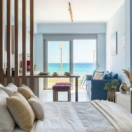 公寓 Stylish Beachfront With Patio *
