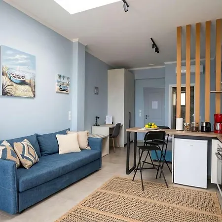Stylish Beachfront With Patio 公寓